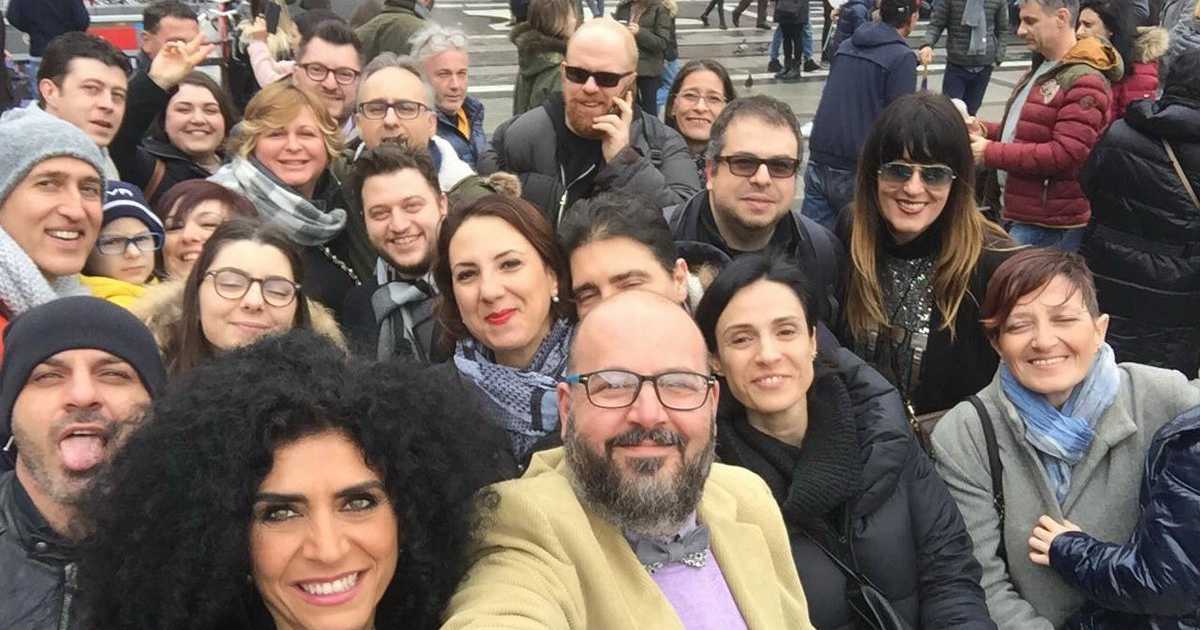 Milano, il raduno dei concorrenti di Masterchef: �� andata bene nonostante i divieti�